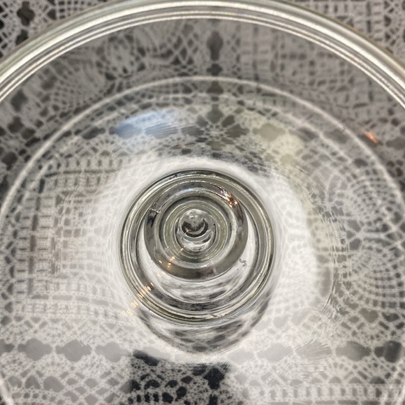 Vintage Early Clear Pyrex Dish Clear Casserole with Lid 4 Cup - Picture 5 of 16